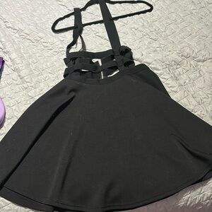 Skirt with suspenders